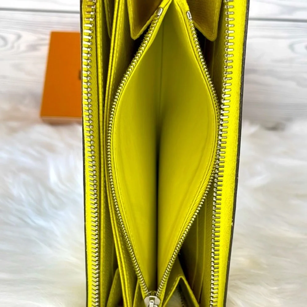 Louis Vuitton Yellow Epi Zippy‎ Wallet